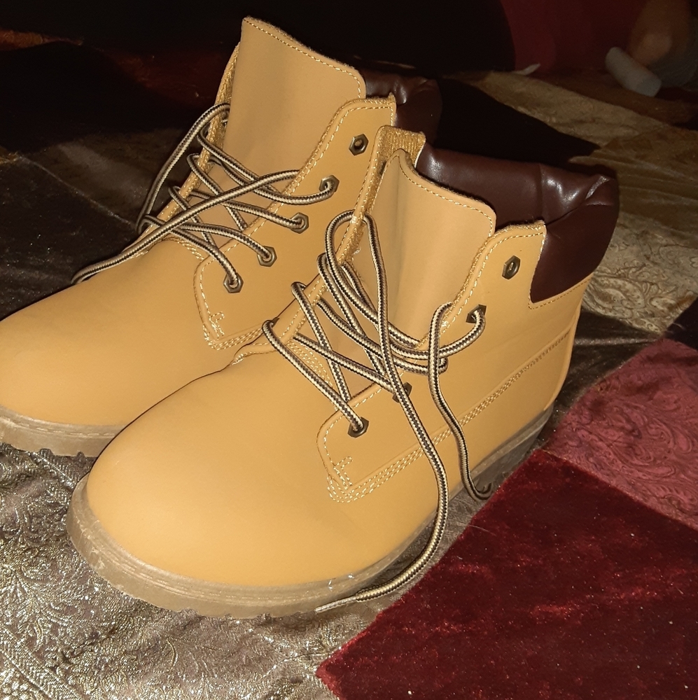 Womens boots